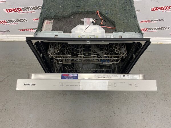 Open Box Samsung 24" Built-In Dishwasher DW80T5040US For Sale