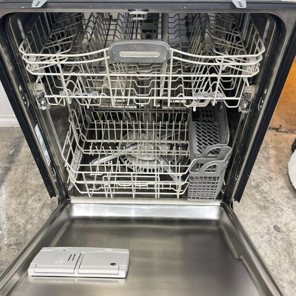 Used KitchenAid Dishwasher KUDS01FLSS6