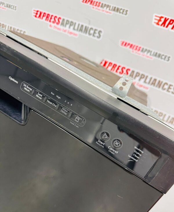 Used Built-In 24” Gold Series Dishwasher WDF750SAYB0 For Sale
