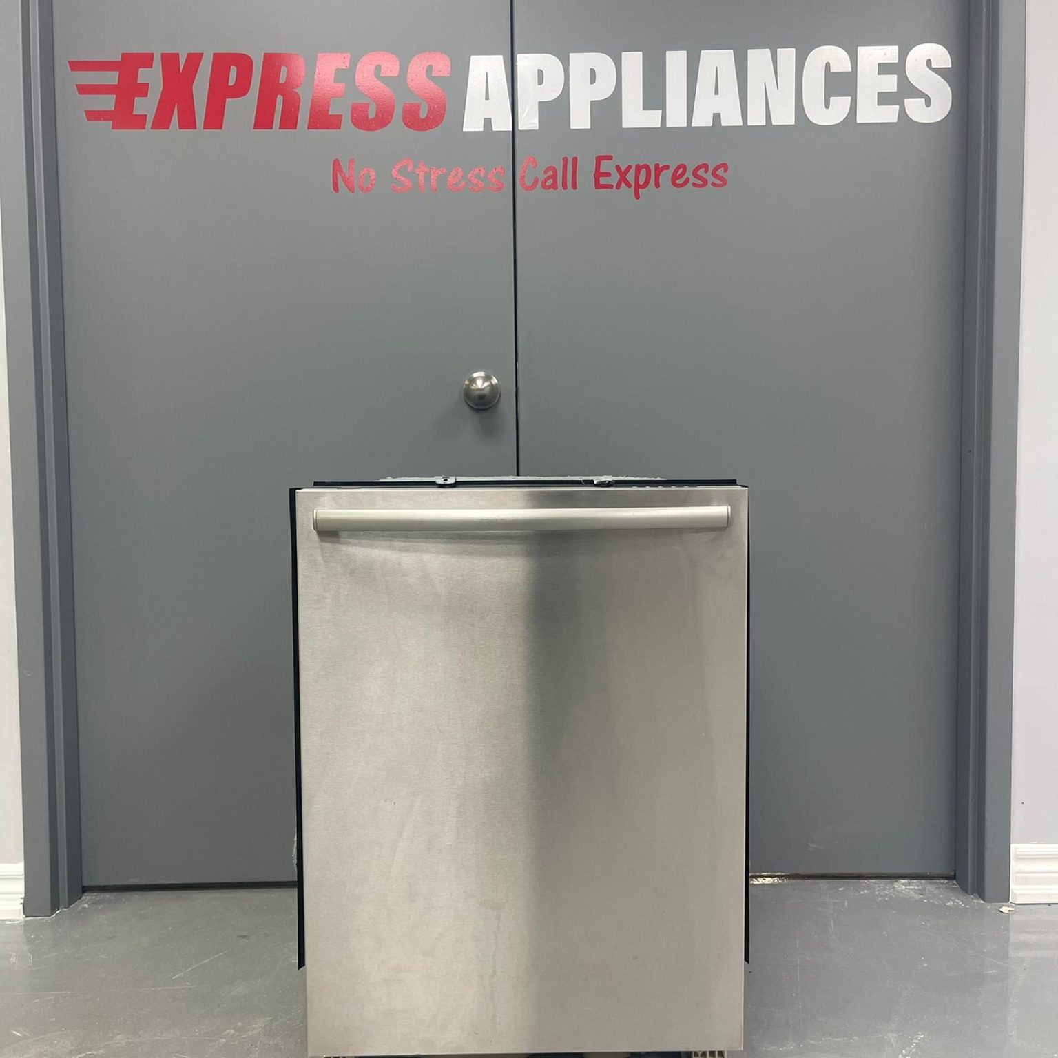 Used Bosch Dishwasher Model SHX45L15UC For Sale ️ Express Appliances