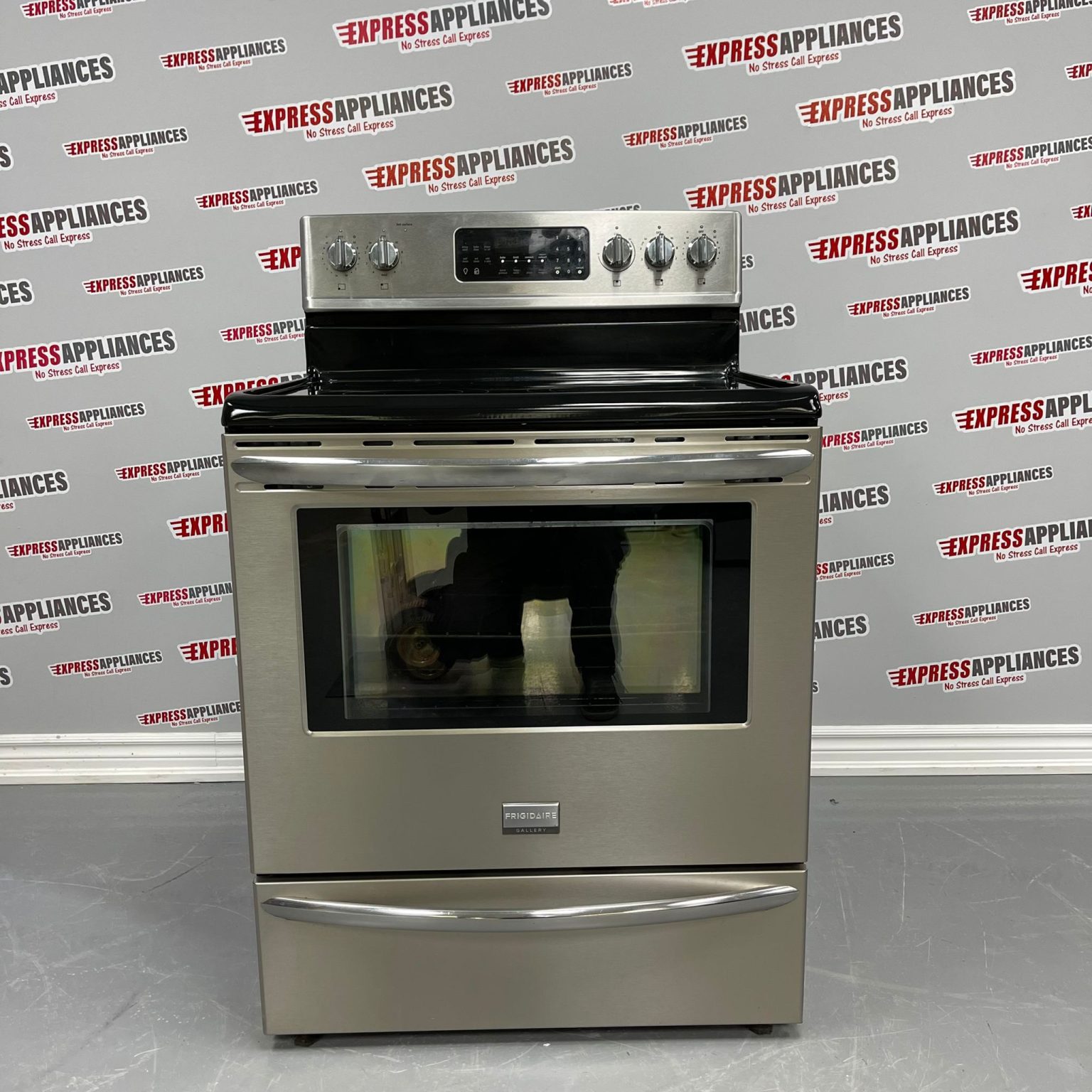 Used Frigidaire stove CGEF3034MFE For Sale ️ Express Appliances