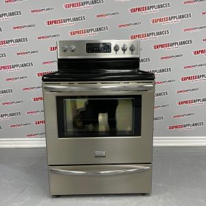 Used Frigidaire stove CGEF3034MFE For Sale