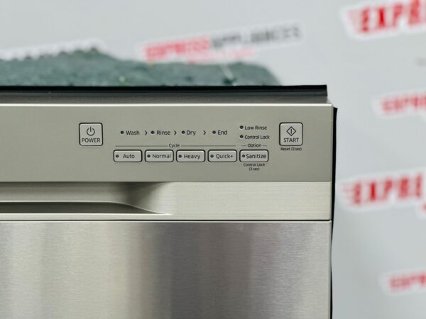 Open Box Samsung Dishwasher DW80J3020US For Sale