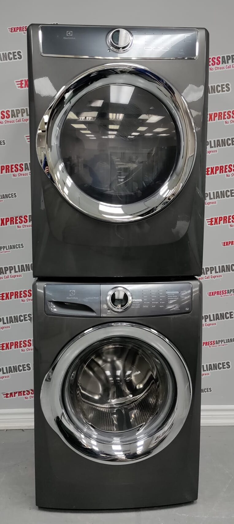 Washer and dryer store set electrolux