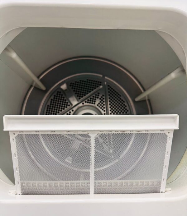 Used Frigidaire 27” Front Load Washer and Dryer Set FTF2140ES3 and FEQ1442CES0 For Sale