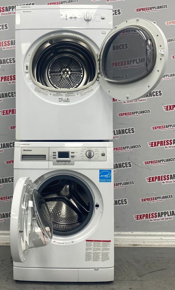 Used Blomberg Front Load 24” Washer and Dryer Stackable Set WM77120NBL01 DV17542 For Sale