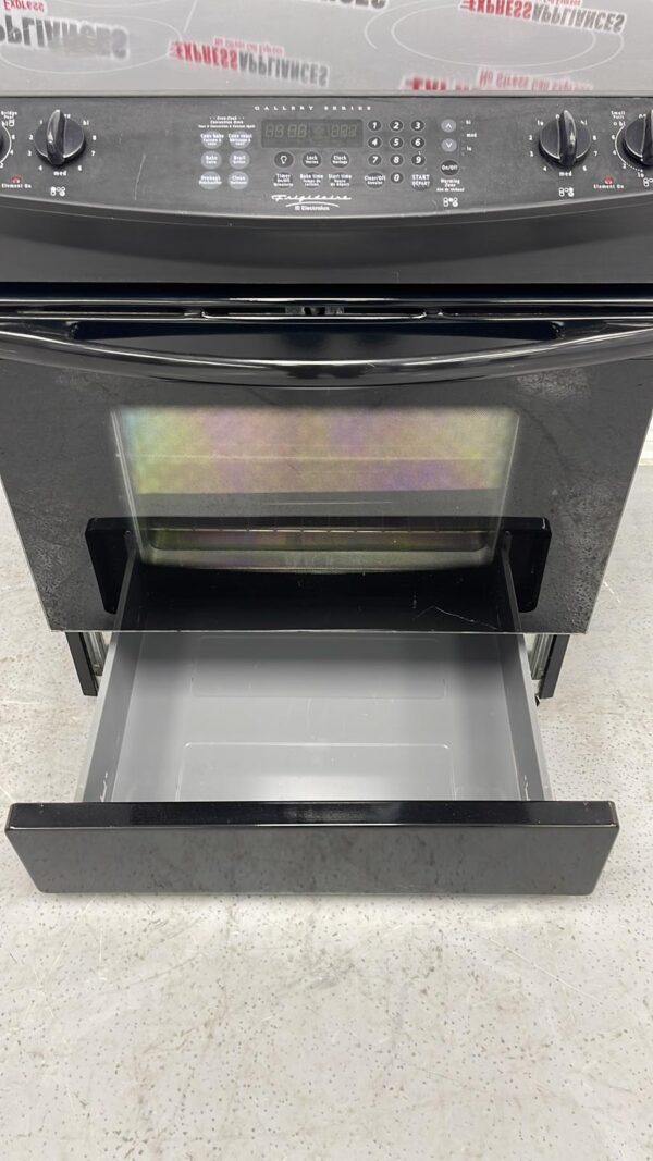 Used Frigidaire Electric Range Stove DGES388DB3 For Sale