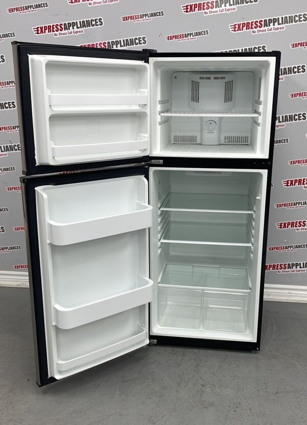 Used Frigidaire Refrigerator FFET1222QS For Sale