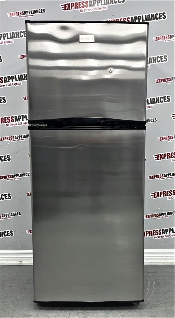 Used Frigidaire Refrigerator FFET1222QS For Sale