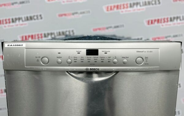 Open Box Bosch 100 Series Dishwasher SHE3AR75UC/28 For Sale