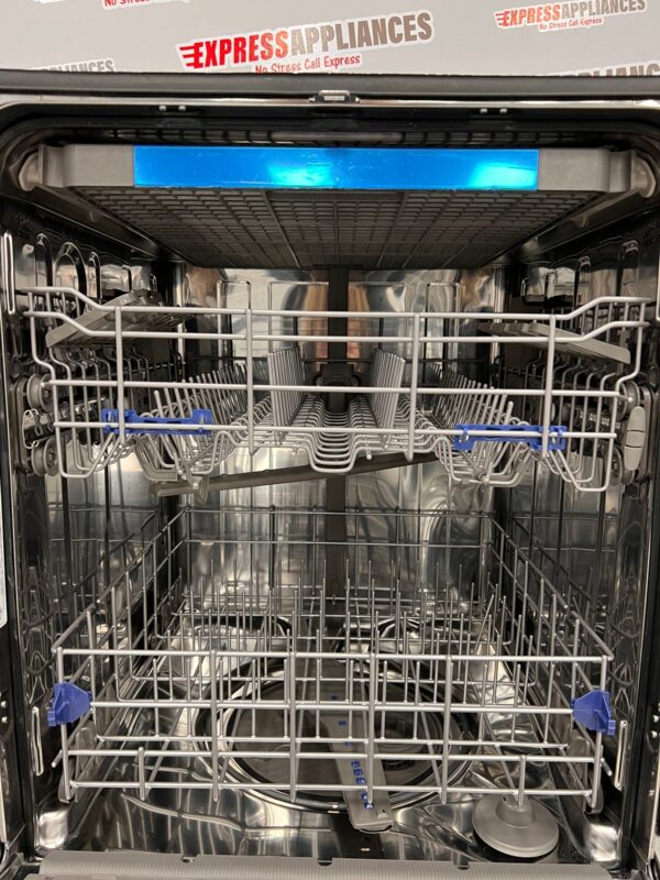 Whirlpool Dishwasher WDT970SAHZ0