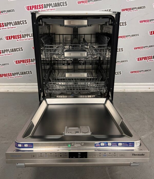 Used 24" Built-In Thermador Dishwasher DWHD651JFP/50 For Sale