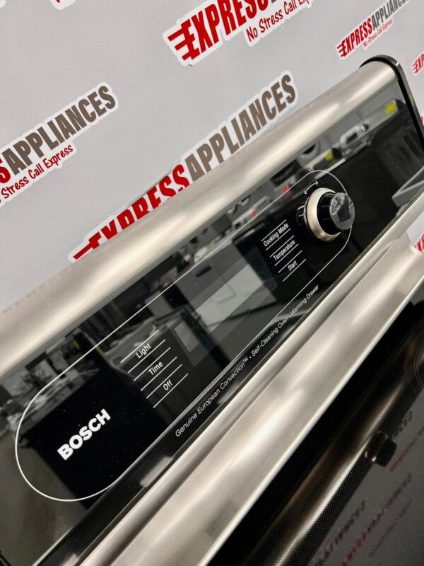 Used Bosch 30" Glass Top Range HES7052C/03 For Sale