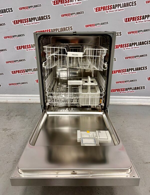 Used Miele Built-In Stainless Steel Dishwasher G4925U For Sale