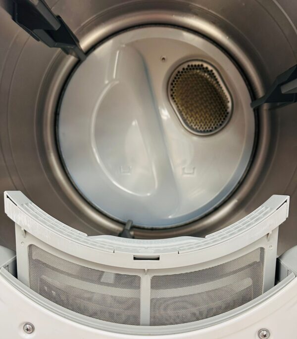 Used Samsung 27” Washer and Dryer Stackable Set WF42H5000AW/A2, DV42H5000EW/AC For Sale