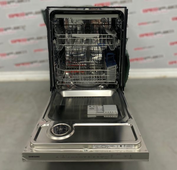 Used Samsung Built-in 24” Dishwasher DW80R5061US For Sale