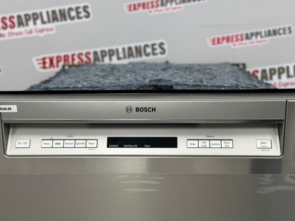 Open Box Bosch Dishwasher SHEM63W55N/13 For Sale