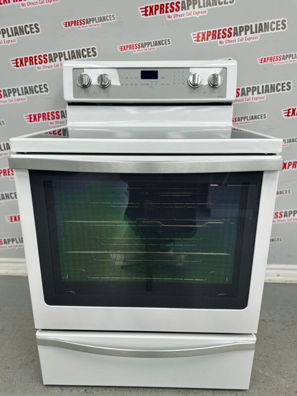 Open Box Whirlpool 30” Glass Top Range YWFE745H0FH For Sale