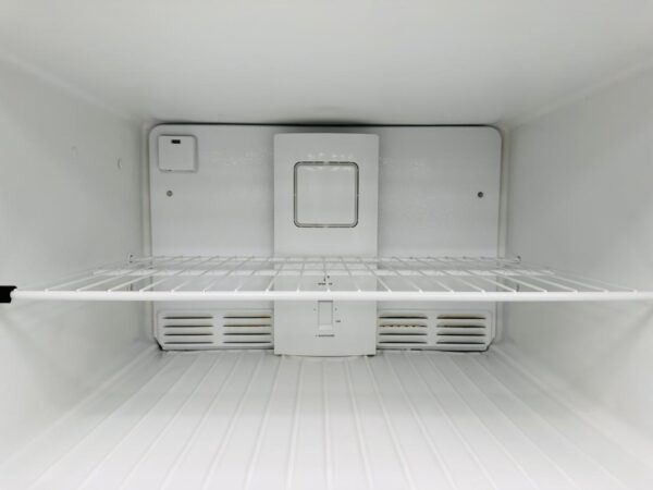 Used 30" Top Mount Frigidaire Refrigerator FFTR1821QW0 For Sale