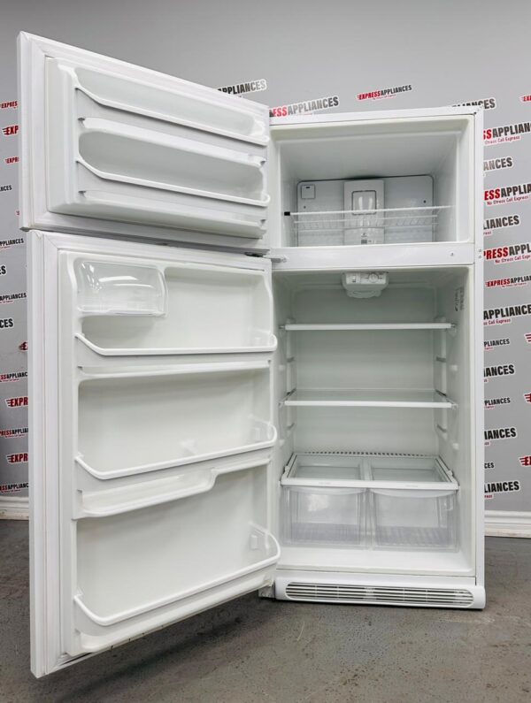 Used 30" Top Mount Frigidaire Refrigerator FFTR1821QW0 For Sale