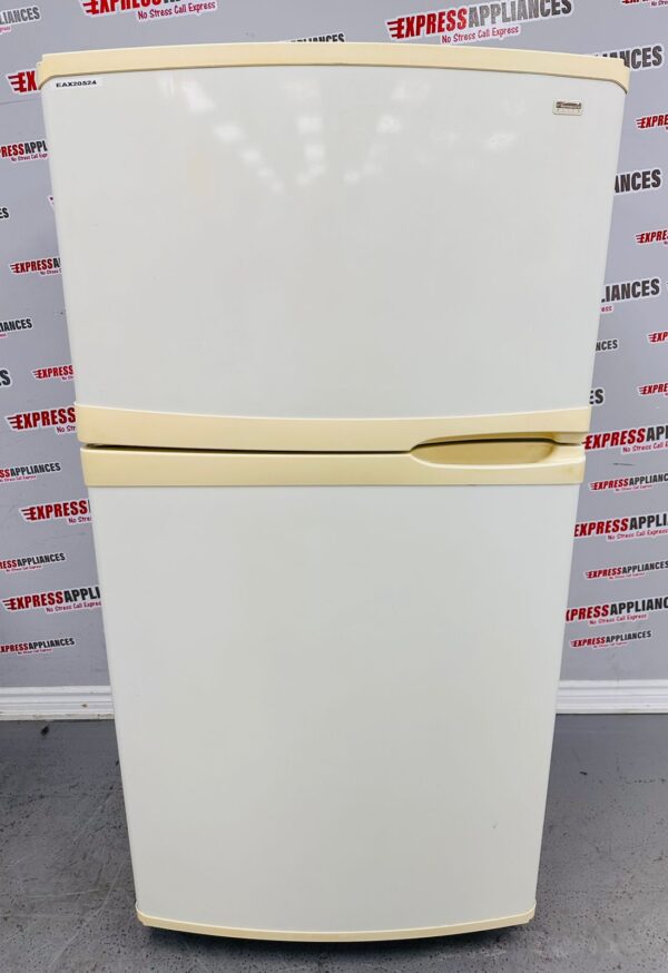 Used Kenmore 33” Top Freezer Refrigerator 106.722942 For Sale