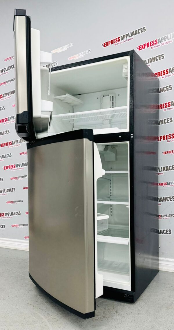 Used Whirlpool 33” Top Freezer Refrigerator GR2SHKXKL02 For Sale