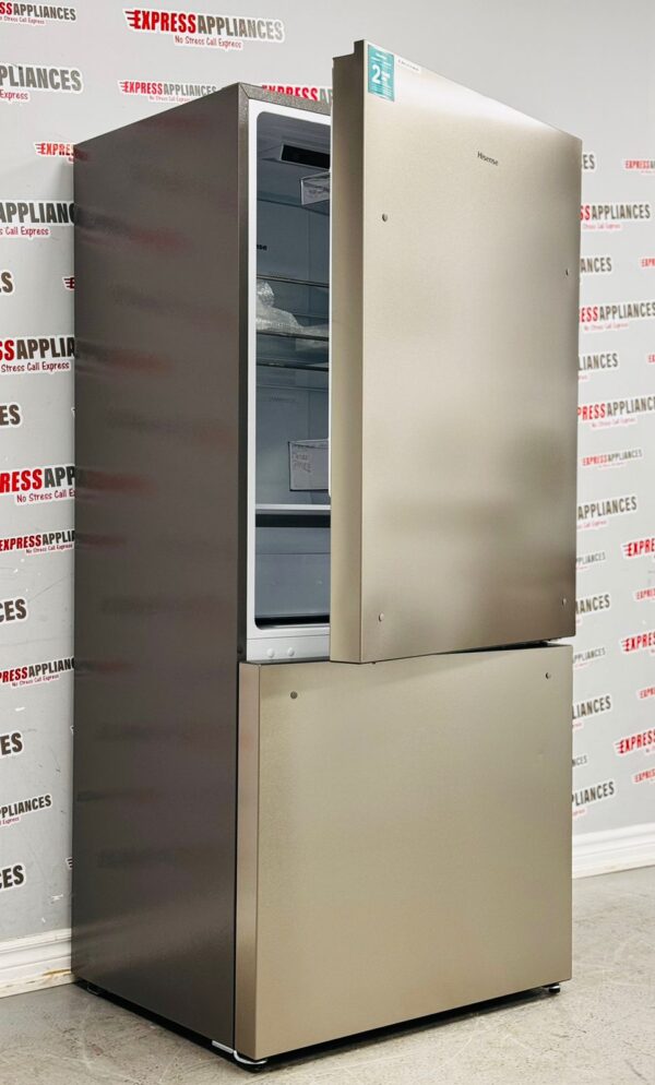 Open Box Hisense Bottom-Freezer Counter-Depth 31” Refrigerator RB17A2CSE For Sale