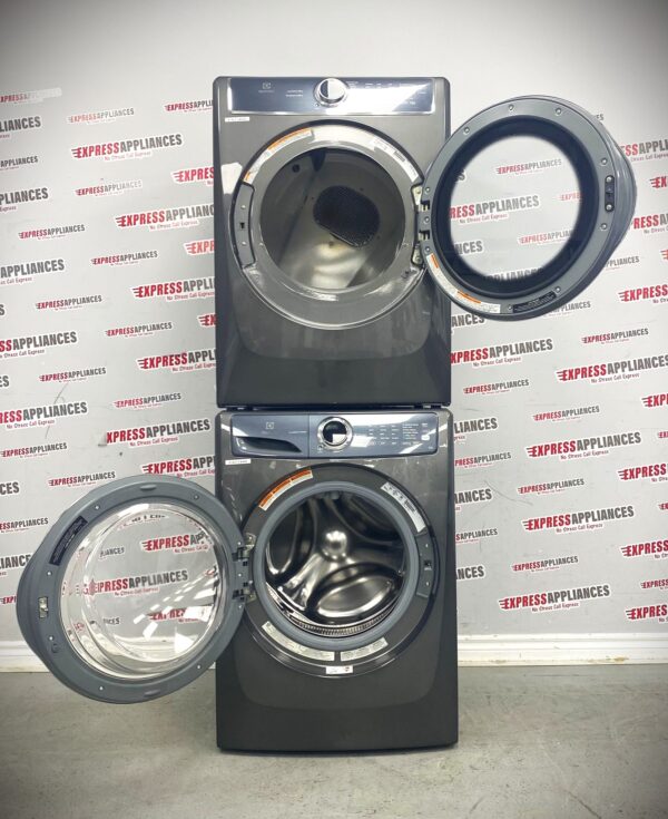 Used Electrolux Washer and Dryer Stackable 27” Set EFLS527UTT0 EFMC627UTT1 For Sale