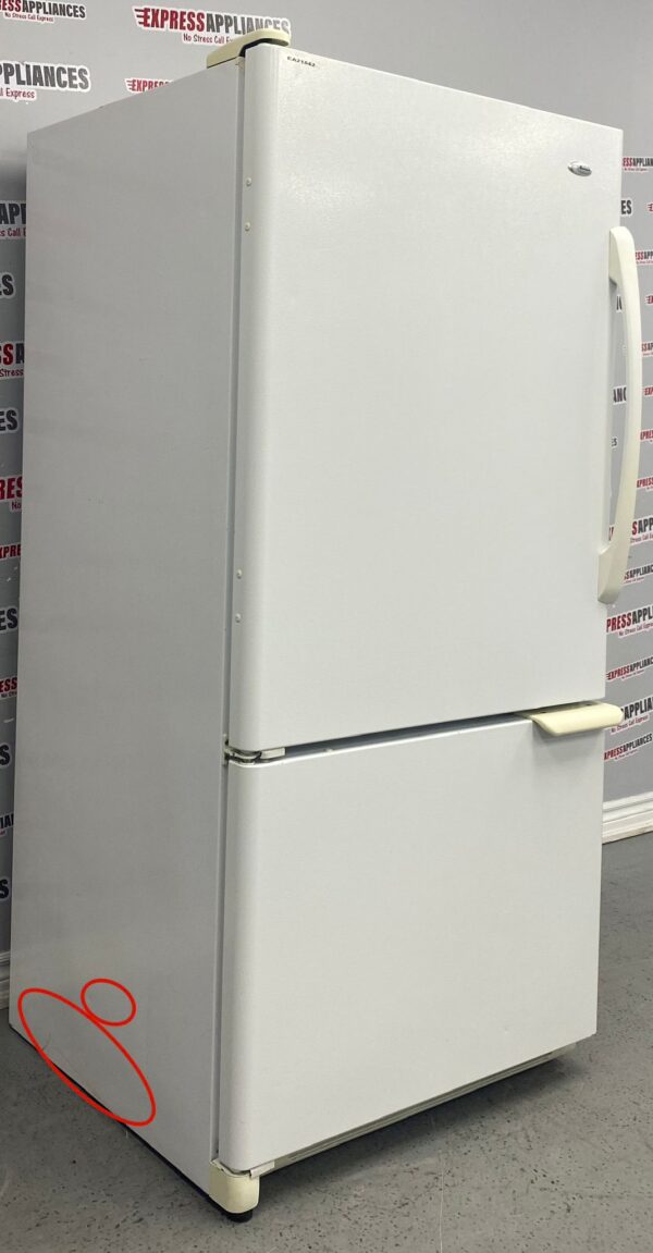 Used Amana 33” Bottom Freezer Refrigerator ABB222ZDEW For Sale