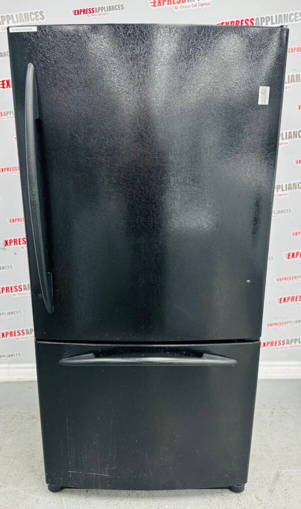 Used GE Profile Bottom Freezer 33” Black Refrigerator PDS22MBSBBB For Sale