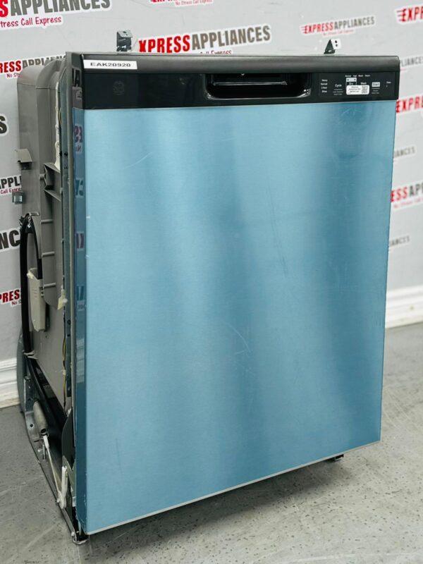 Open Box GE Built-In 24” Dishwasher GDF510PSR3SS For Sale