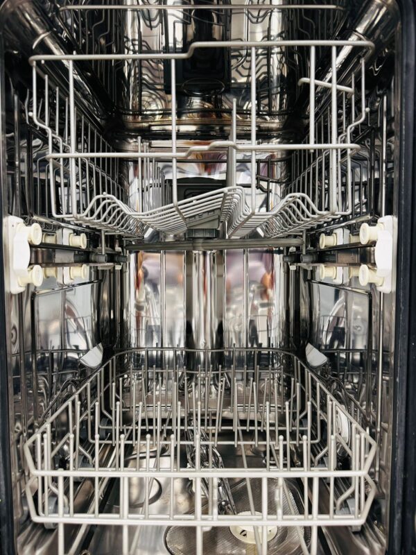 Used GE Built-In 18” Dishwasher GSD1807K00SS For Sale