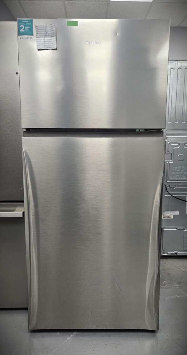 Open Box Scratch and Dent Hisense Top Freezer Refrigerator RT18A2DSD For Sale