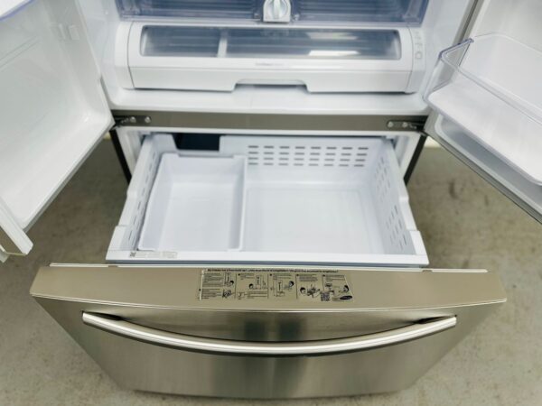 Used Samsung French Door 36” Refrigerator RF261BEAESR For Sale