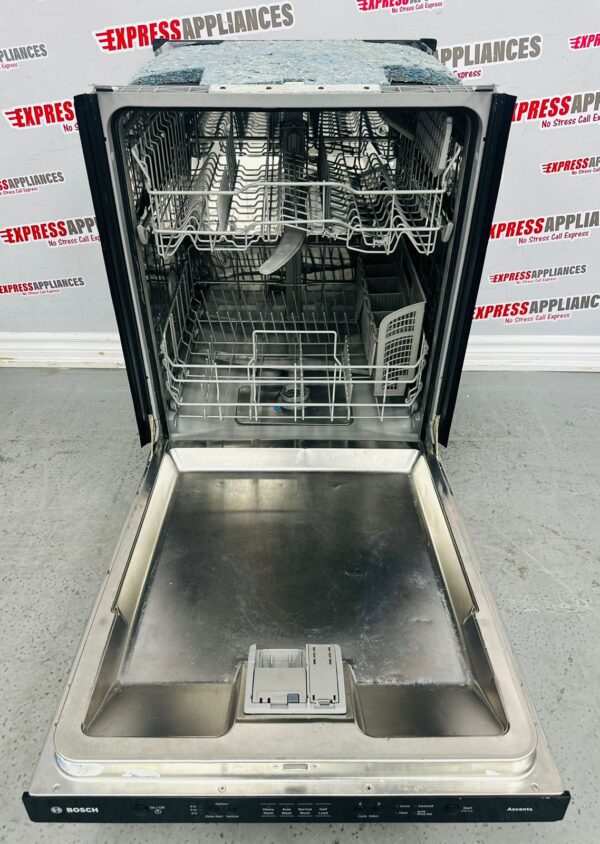 Used Bosch 24" Built-In Dishwasher SHX3AR55UC/08  For Sale