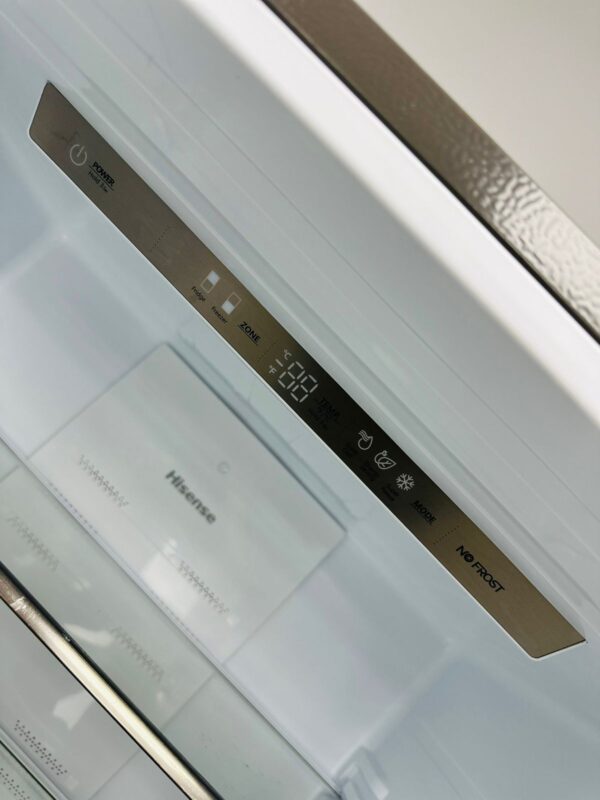 Open Box Hisense Counter Depth Bottom Mount 31” Refrigerator RB17A2CSE For Sale