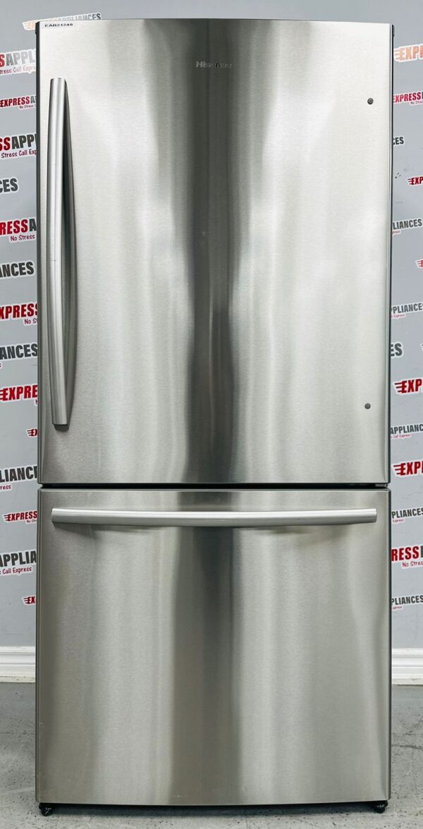 Open Box Hisense Bottom-Freezer 31" Refrigerator RB17N6DSE For Sale