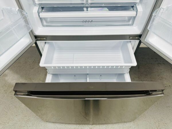 Open Box Hisense 36” French Door Refrigerator RF208N6ASE For Sale