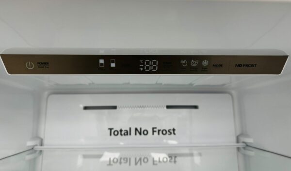 Open Box Hisense Bottom Freezer 28” Refrigerator RB15A2CSE For Sale