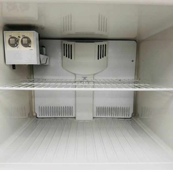 Used Kenmore 30” Top Freezer Refrigerator 970-651021  For Sale