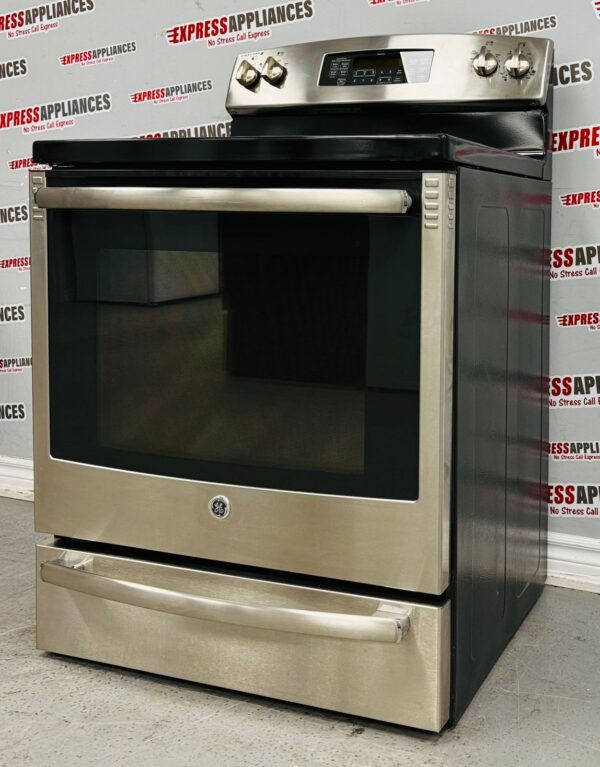Used GE Freestanding 30” Glass Stove PCB910SF1SS For Sale