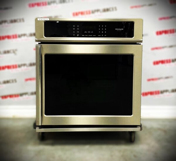 Used Frigidaire 27” Single Wall Oven FGEW276SPFD For Sale