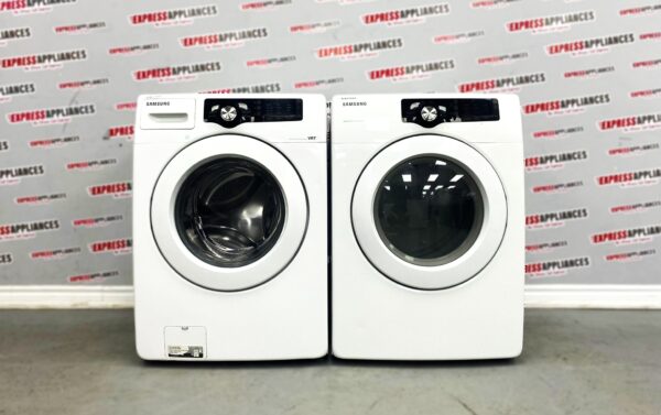 Used Samsung 27” Stackable Washer and Dryer Set WF210ANW/XAC-01, DV210AEW/XAC-01 For Sale