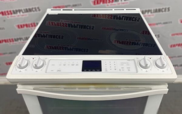 Used Whirlpool Slide-In Glass 30” Stove YWEE730H0DW For Sale