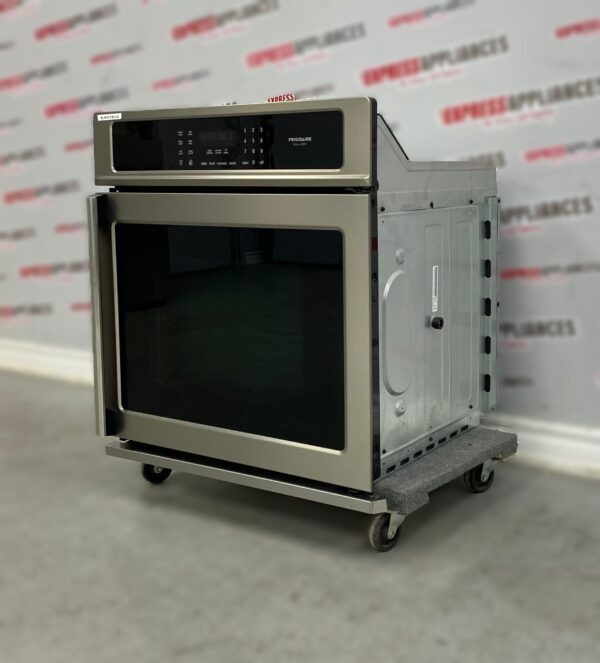 Used Frigidaire 27” Single Wall Oven FGEW276SPFD For Sale