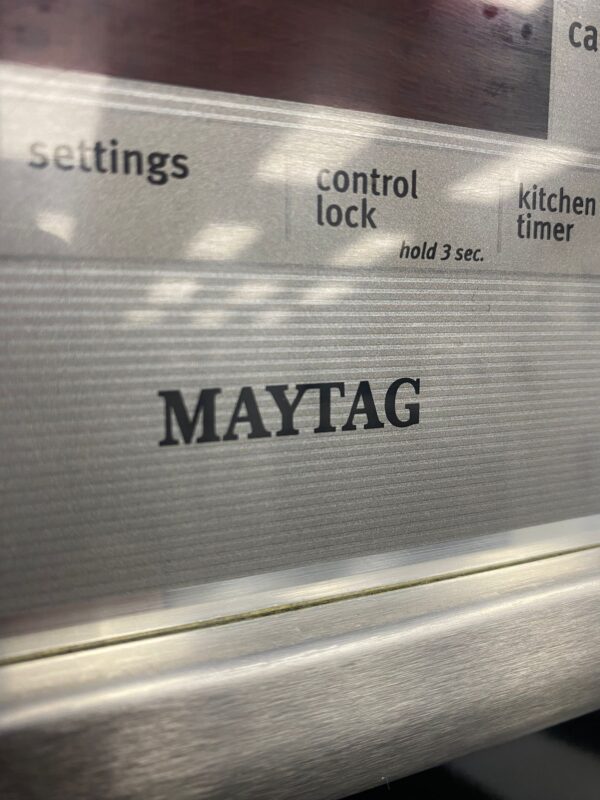 Used Maytag Freestanding 30” Glass Stove YMER8880AS0 For Sale