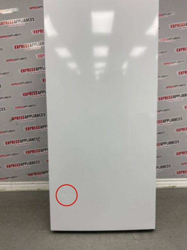 Open Box Hisense Up Right 33” 21 Cu.Ft. Freezer FV21D6CWE For Sale