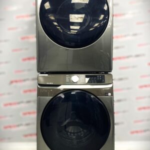 Floor Model Samsung Front Load Washer and Dryer 27” Stackable Set WF45R6100AP DVE45T6100P For Sale
