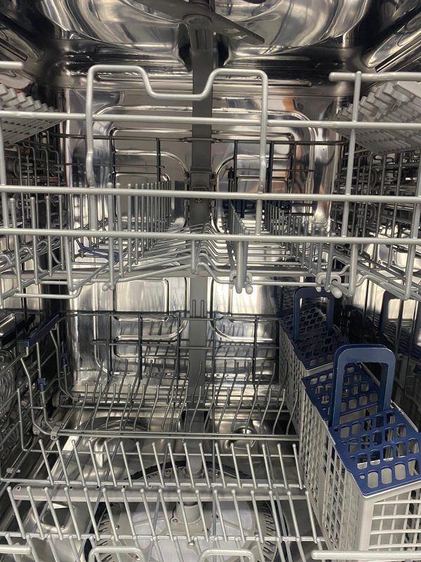 Used Samsung 24" Built-In Dishwasher DW80J3020US For Sale