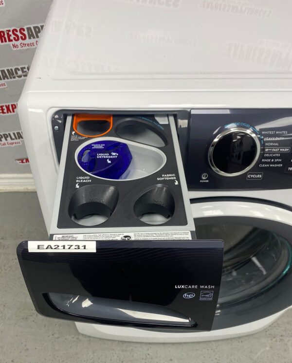Open Box Electrolux Front Load 27” Washing Machine ELFW7437AW For Sale
